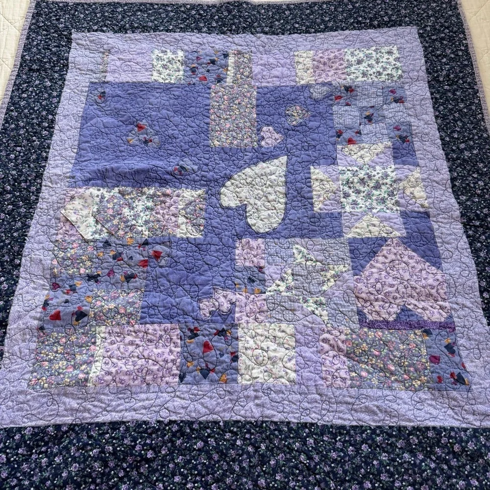 Handmade Patchwork Quilt Wall Hanging 36”x33” | Hearts Appliqué |  CA 2008